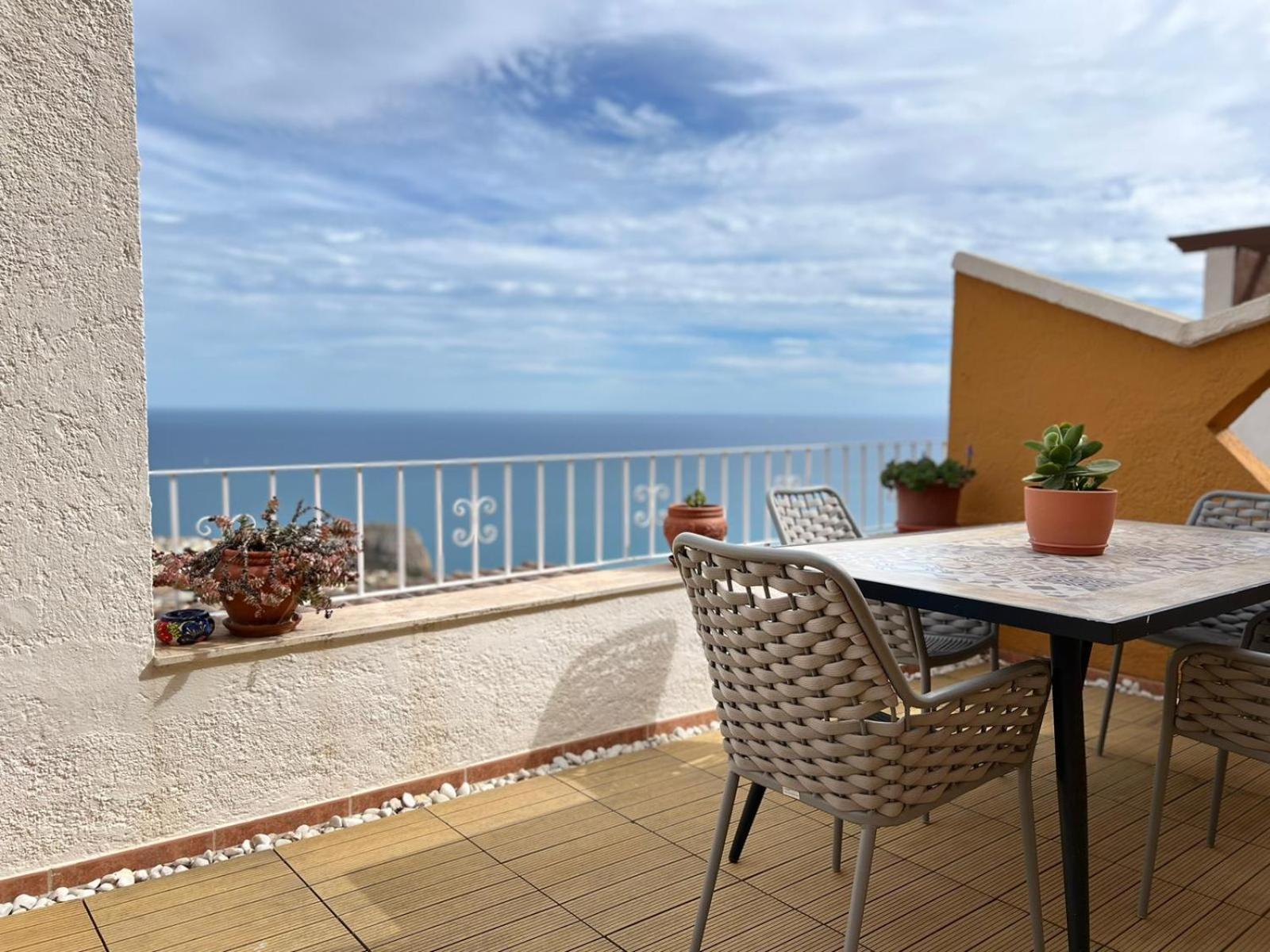 Apartamento Con Vistas Al Mar Cumbre Del Sol By Alterhome Exterior photo