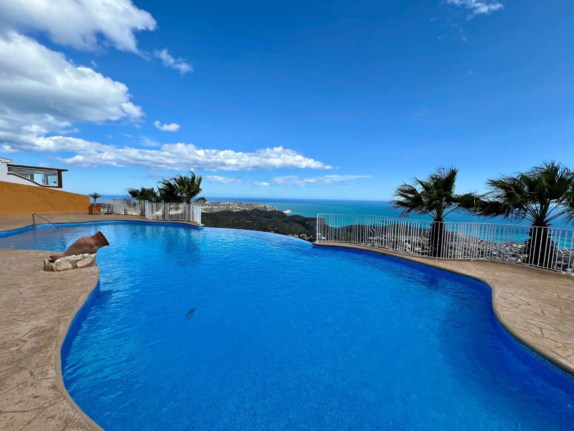 Apartamento Con Vistas Al Mar Cumbre Del Sol By Alterhome Exterior photo